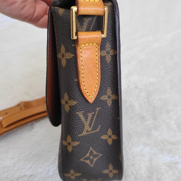 Louis Vuitton St Cloud - Picture 10 of 16